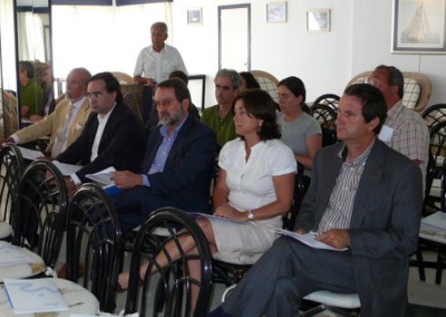 La Asamblea de Marinas de Andalucía en Fuengirola contó con la presencia de los concejales Arriarán y Jiménez (Marbella)