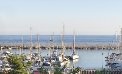 La Junta elegirá entre el jeque y empresarios locales para el puerto de La Bajadilla (Marbella)