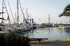 La Junta no descarta dejar en dique seco la ampliación del puerto de Caleta de Vélez