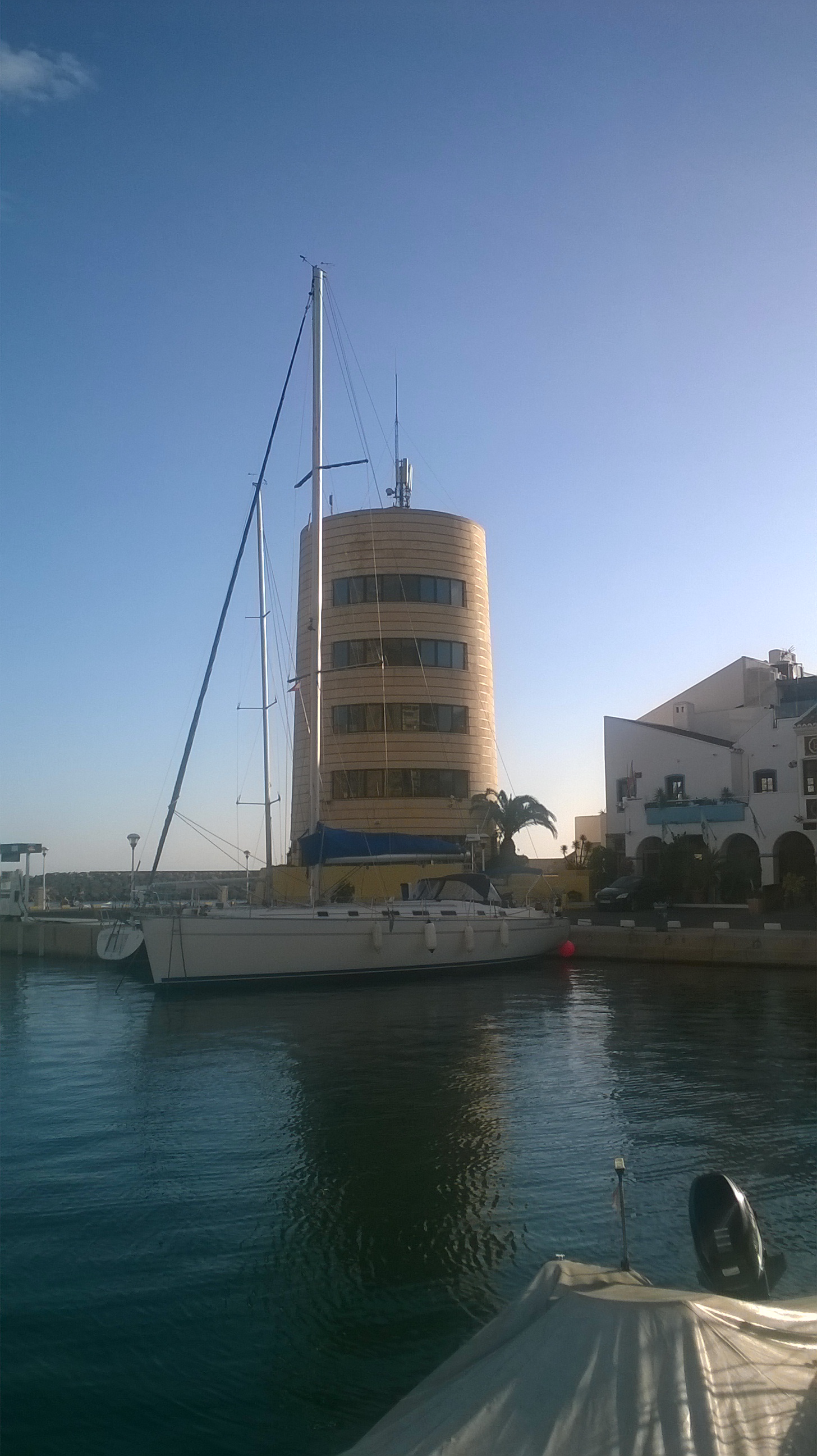 El Puerto Deportivo Aguadulce, centro neurálgico de la Mediterráneo Popular Running