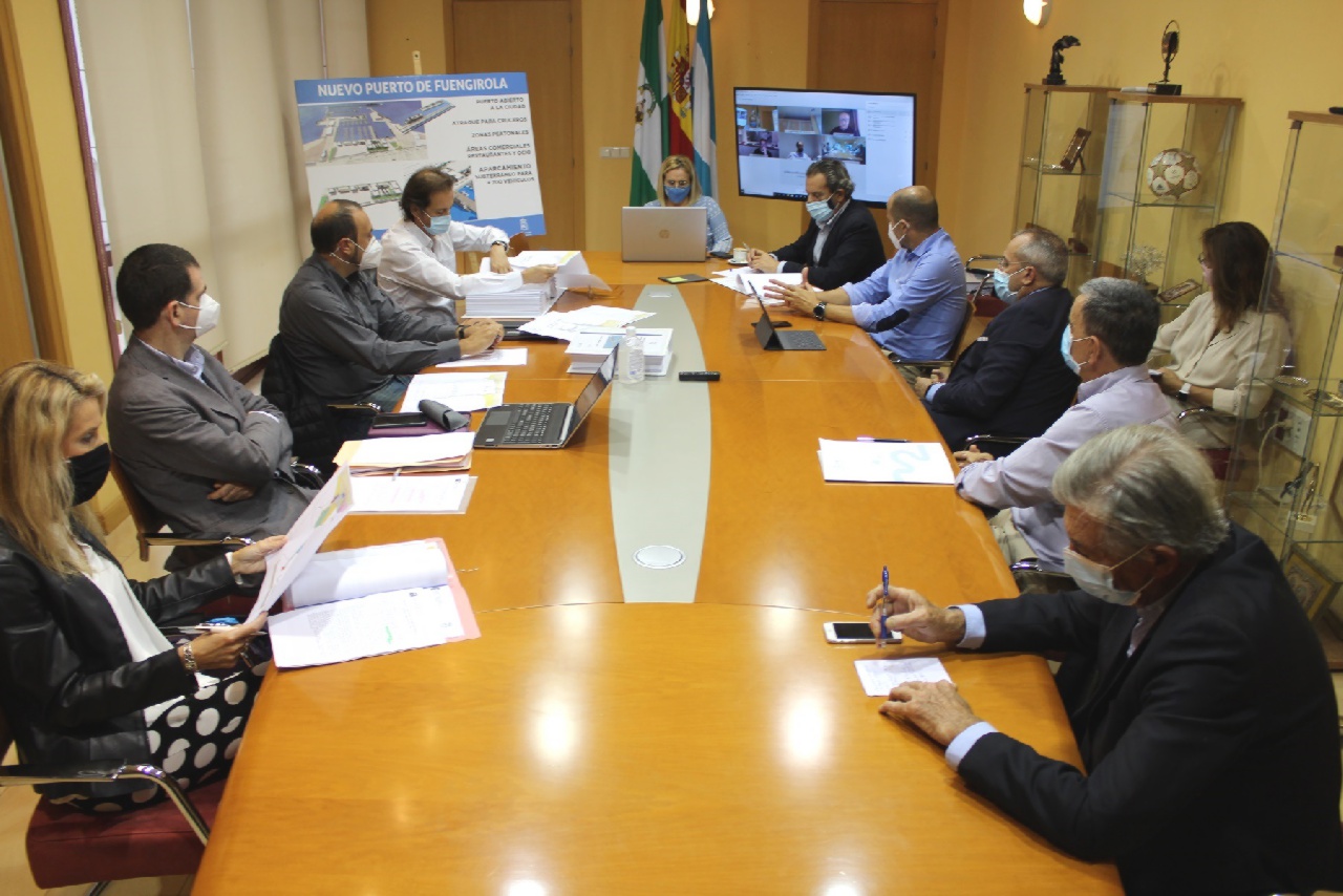 Fuengirola presenta a la Junta el proyecto de su nuevo puerto deportivo